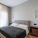 アパートホテル Residenza Le Terrazze アラッシオ