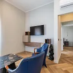 Residenza Le Terrazze アパートホテル 4*